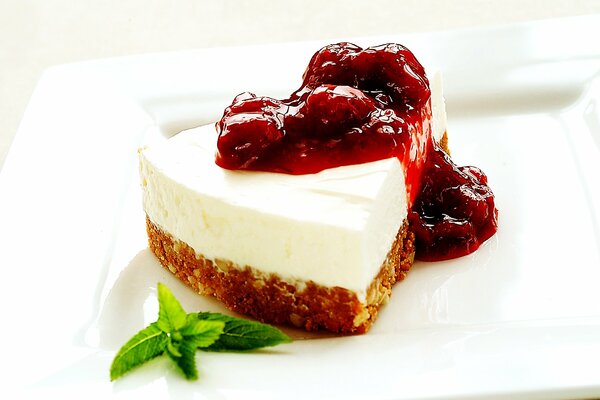 Cheesecake dolce con marmellata di bacche