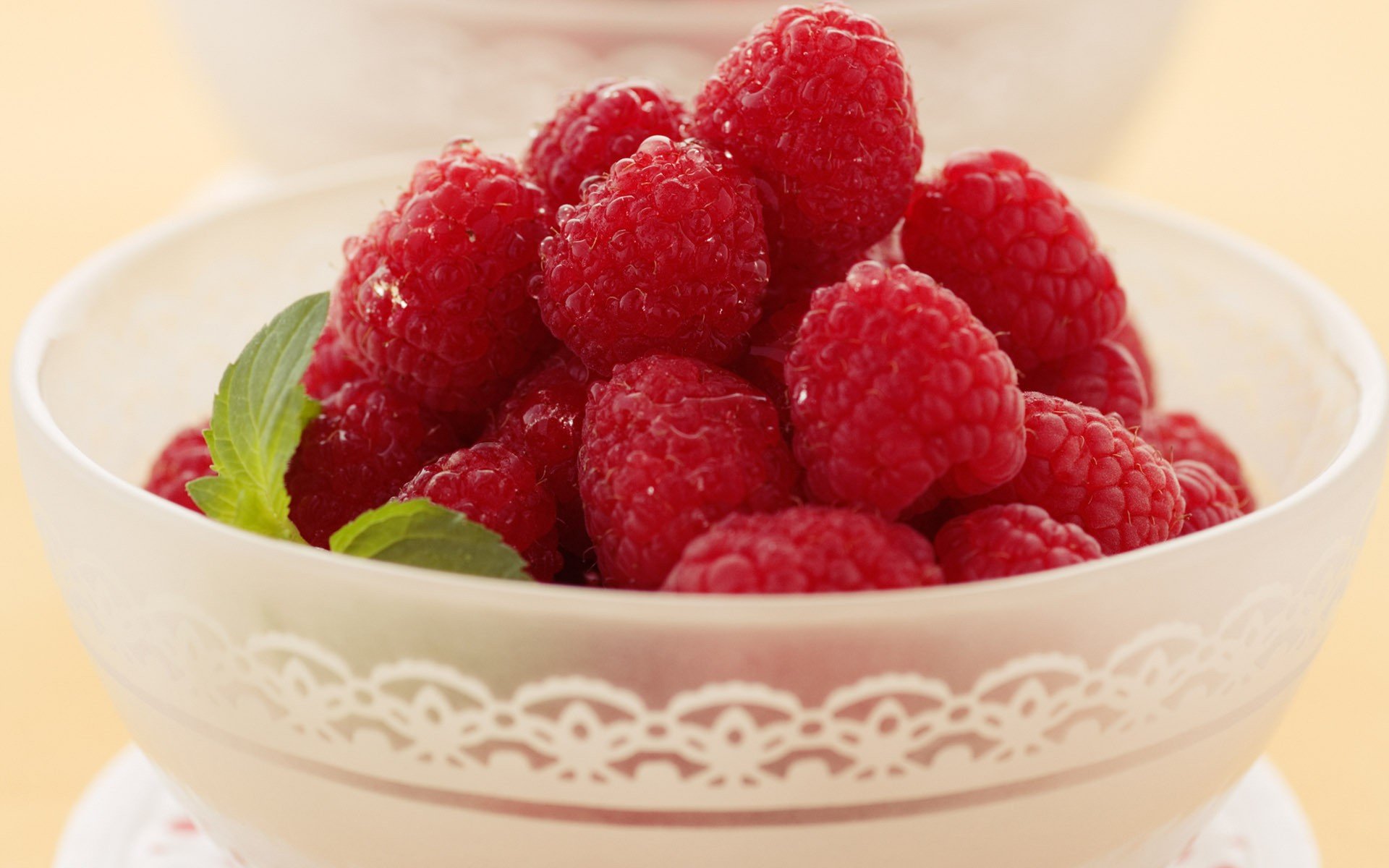 raspberry berries dish cup piece food