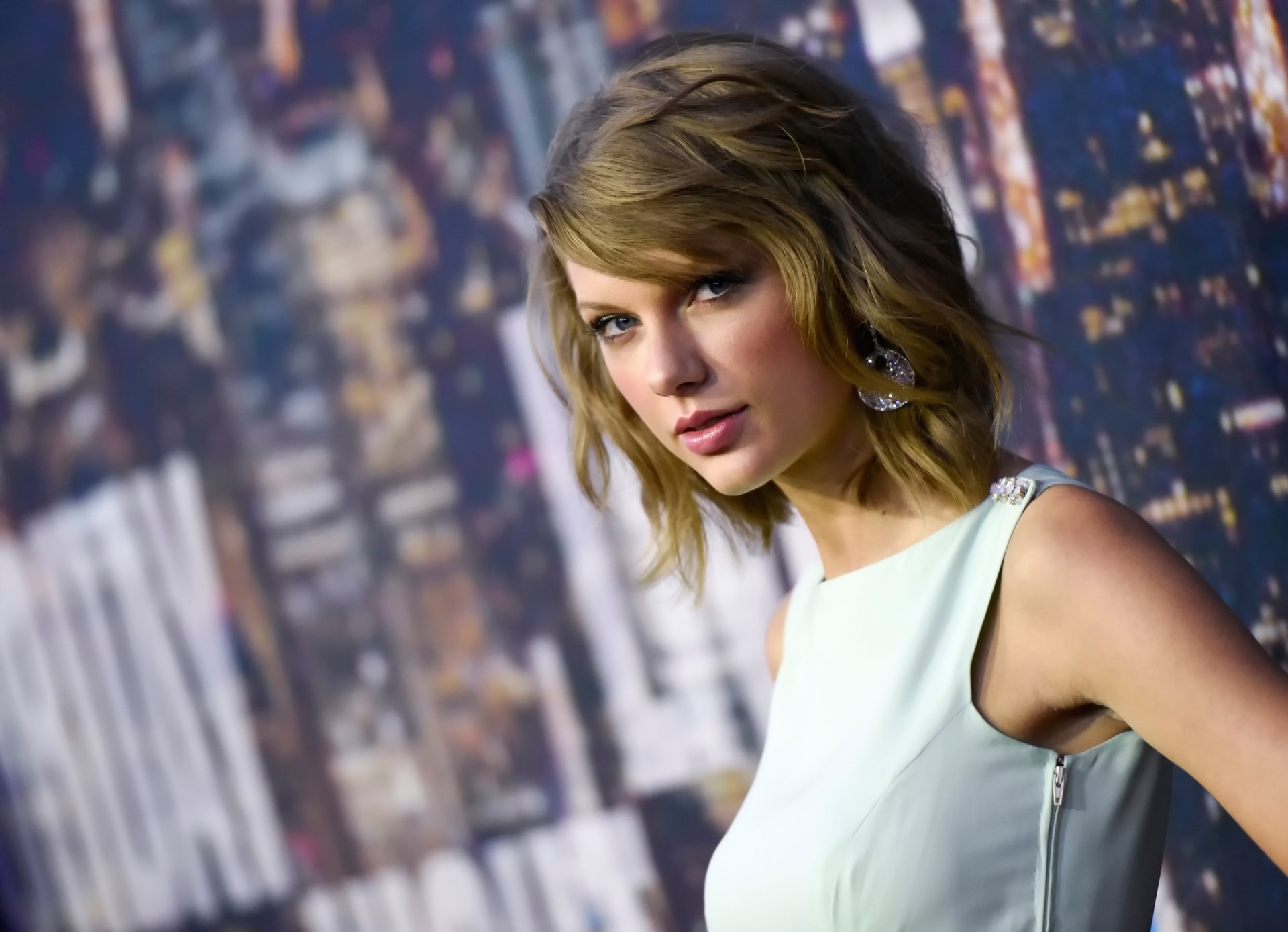 taylor swift anniversario speciale arrivi