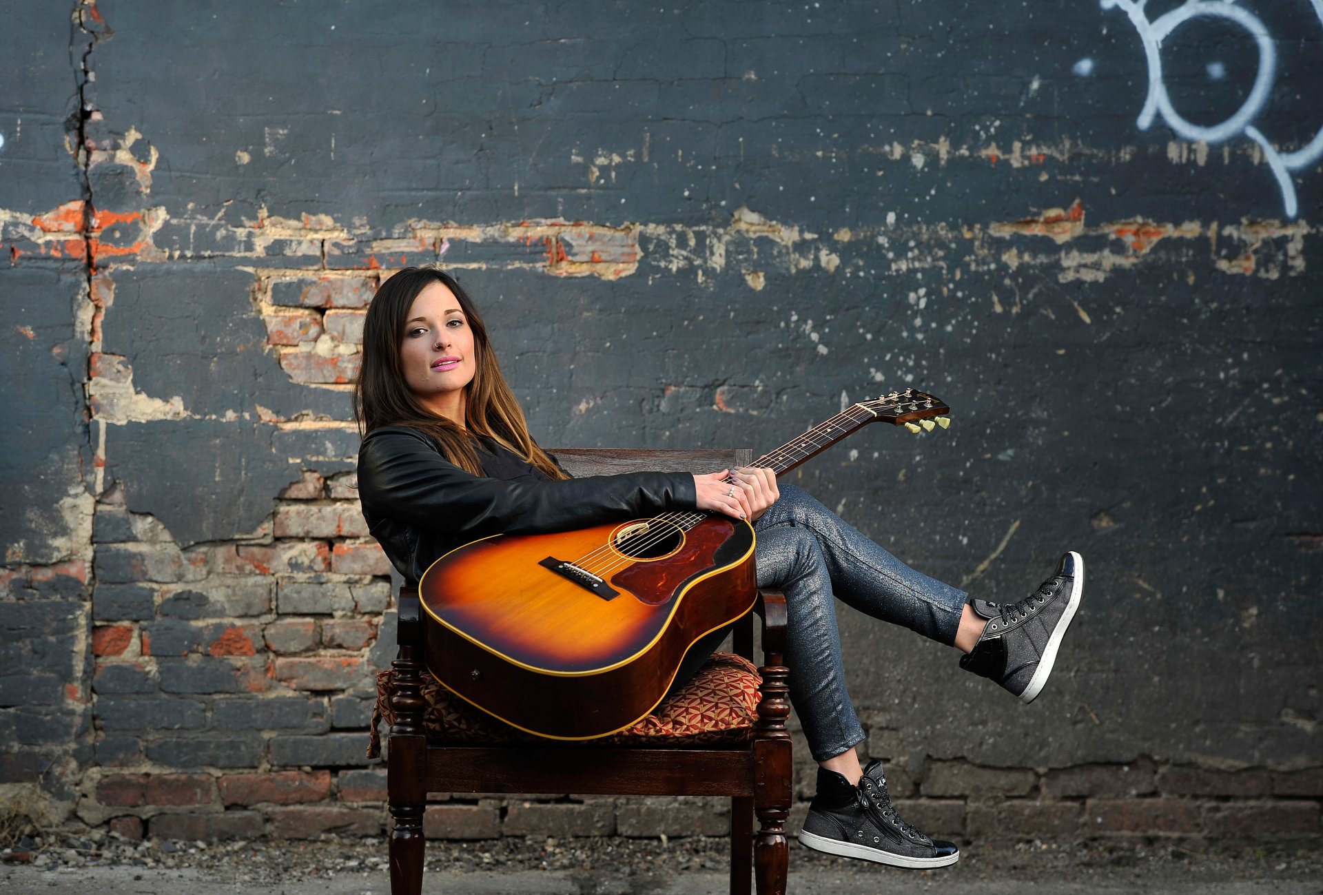 casey musgraves casey musgraves cantante country americana voce chitarra acustica mandolino