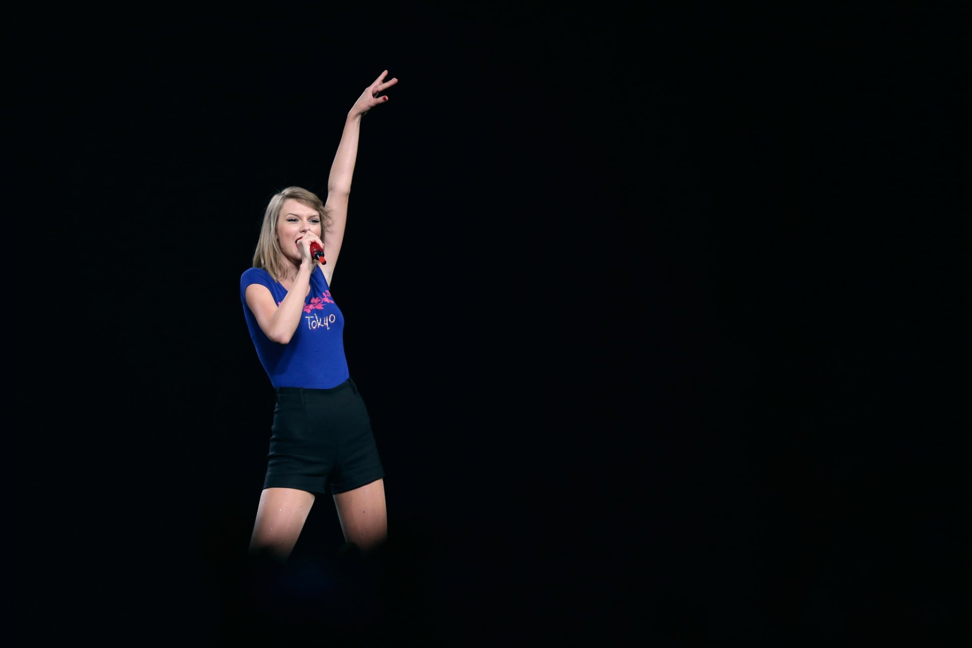 taylor swift red tour tokyo statement