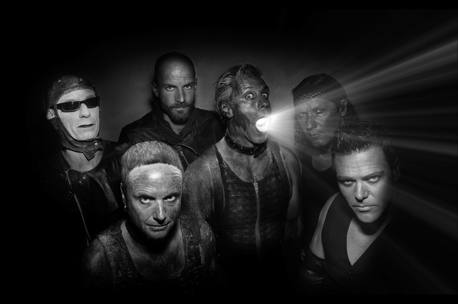 rammstein métal musique neue deutsche härte métal till lindemann kruspe paul h. landers oliver olli riedel christian flake lorenz christoph doom schneider