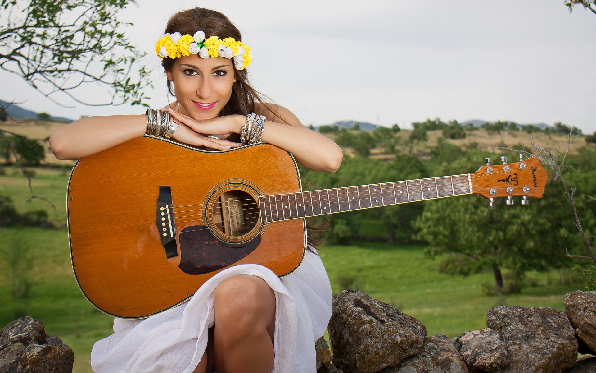 ragazza chitarra musica