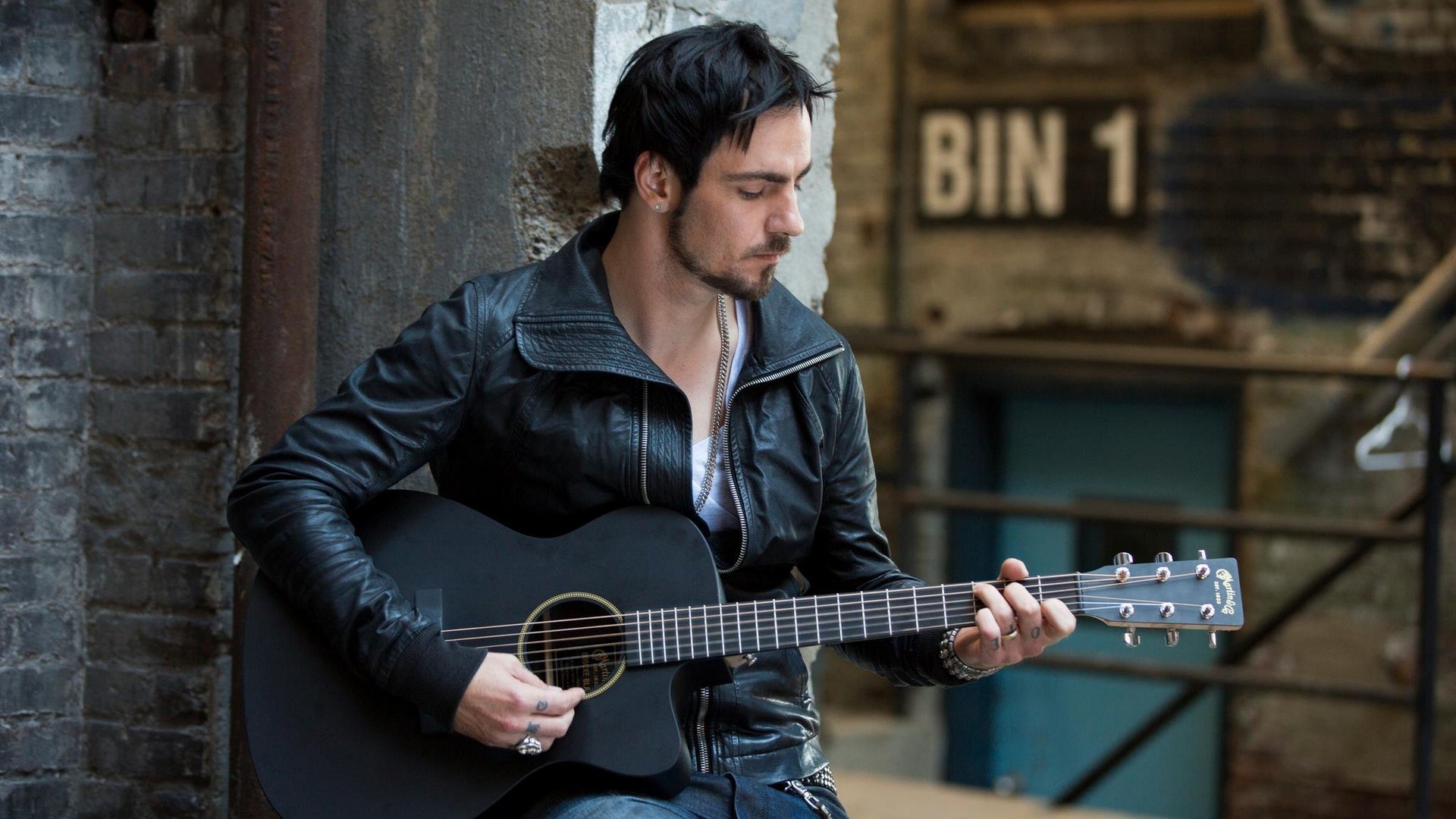 three days grace adam gontier guitare