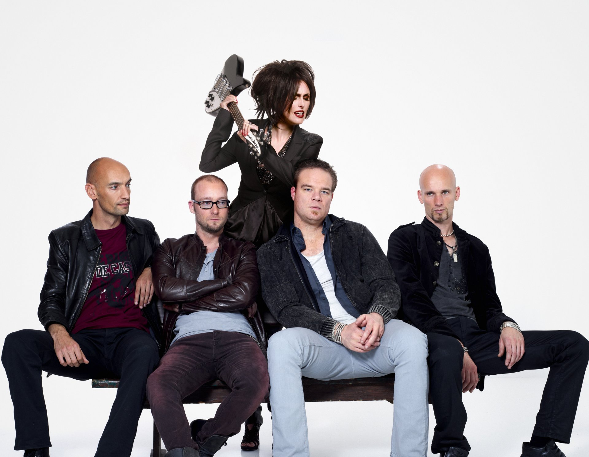 within temptation sharon den adel robert westerholt the group metal rock the netherlands guitar