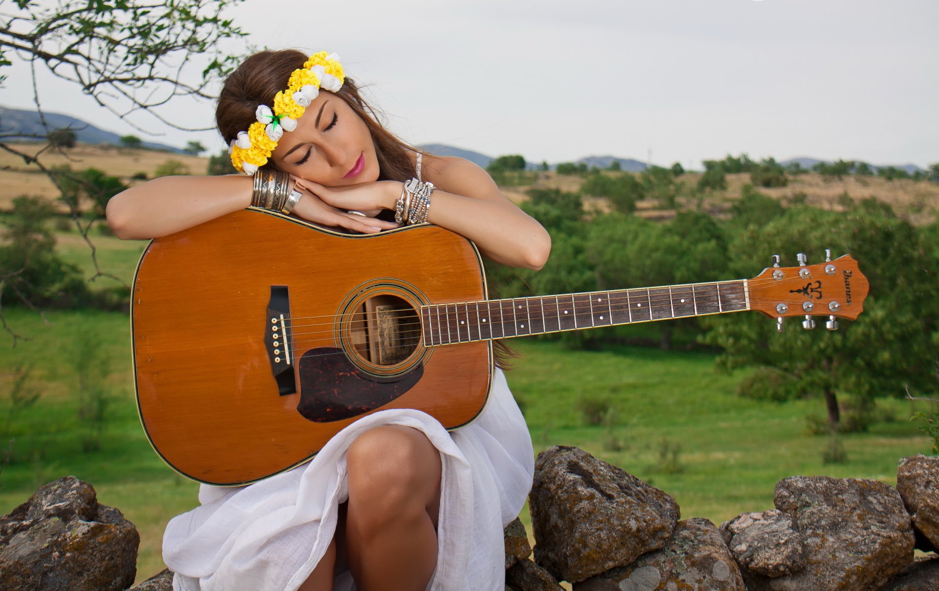 chica guitarra música