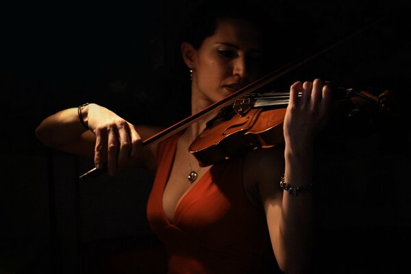 Inspiración: chica tocando el violín