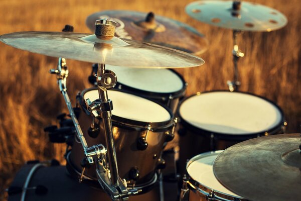 Outdoor drum kit