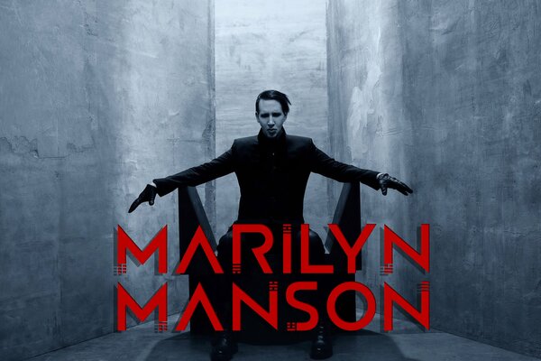 Antéchrist Marilyn Manson célèbre musicien de Rock