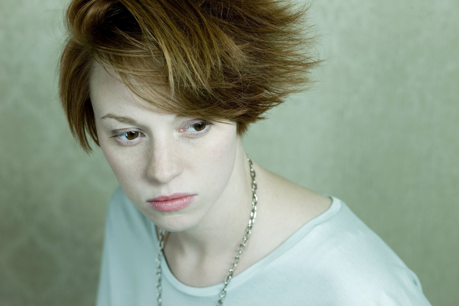 Ellie Jackson singer British synth-pop duo la roux la roux