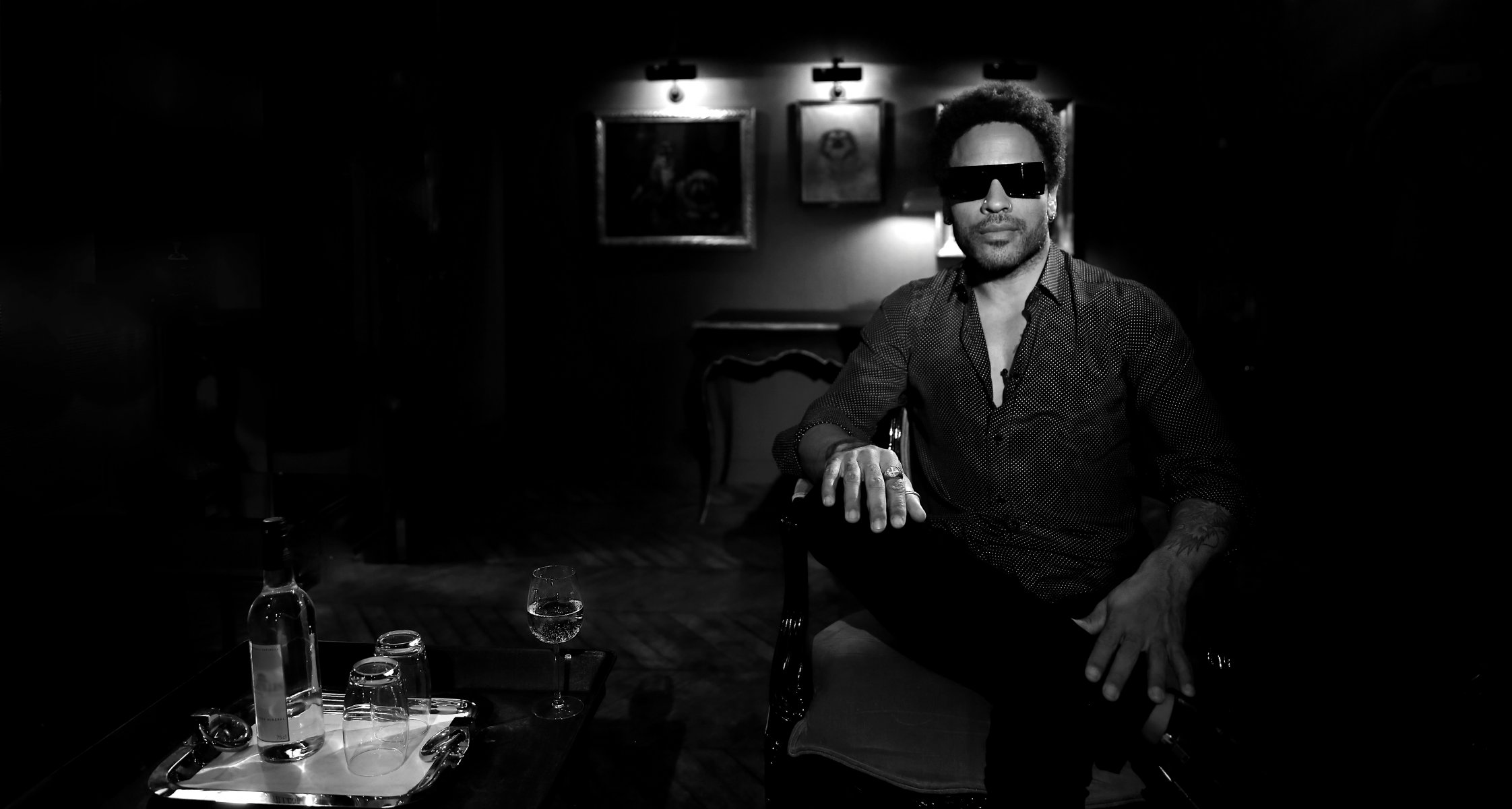 lenny kravitz us-amerikanischer rockmusiker retro-songwriter multiinstrumentalist produzent arrangeur