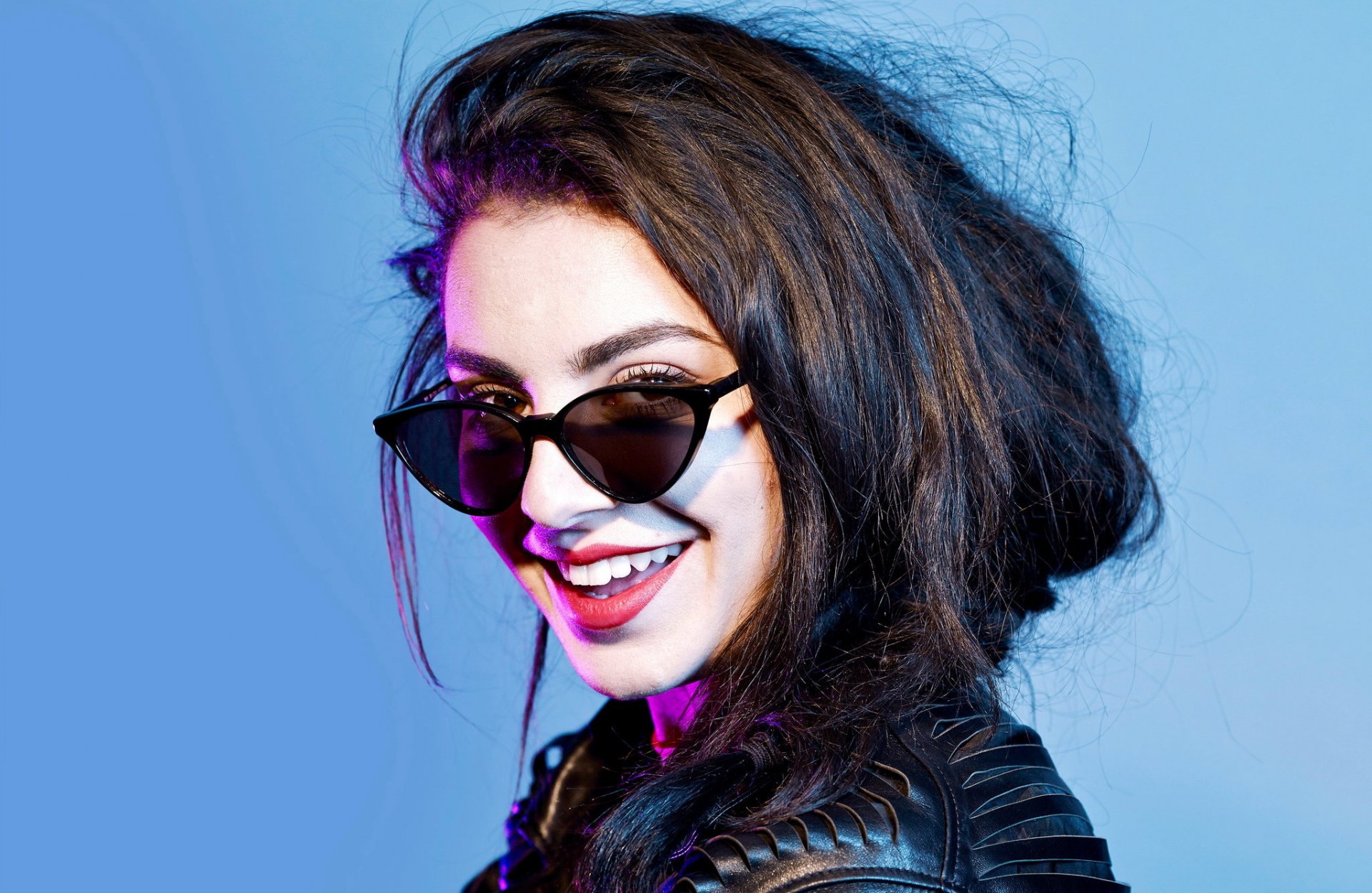 charli xcx charlotte emma aitchison charlotte emma aitchison brytyjska piosenkarka autorka tekstów synth-pop