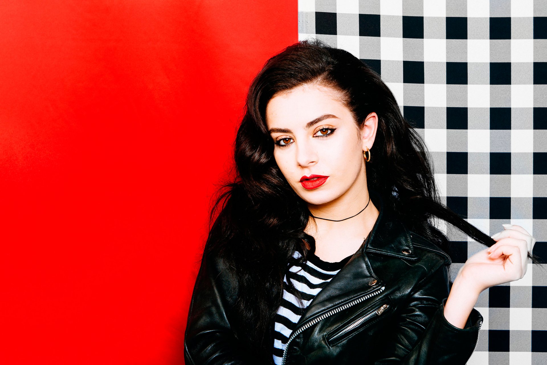 charli xcx charlotte emma aitchison british singer diy songwriter