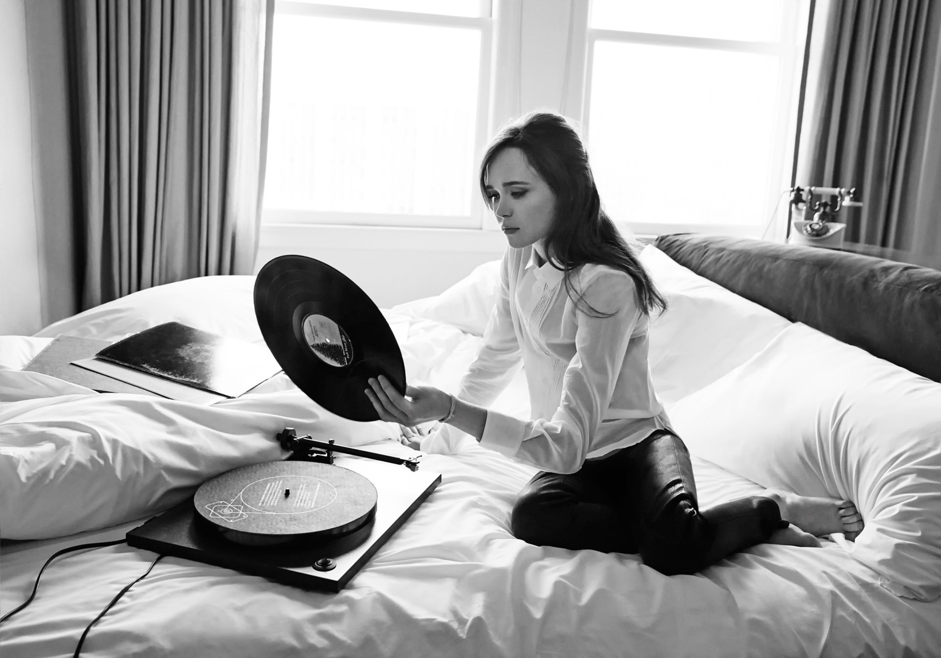 ellen page winyl płyta gramofon the hollywood reporter