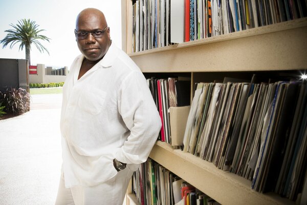 Dj Carl Cox and the vinyl wall