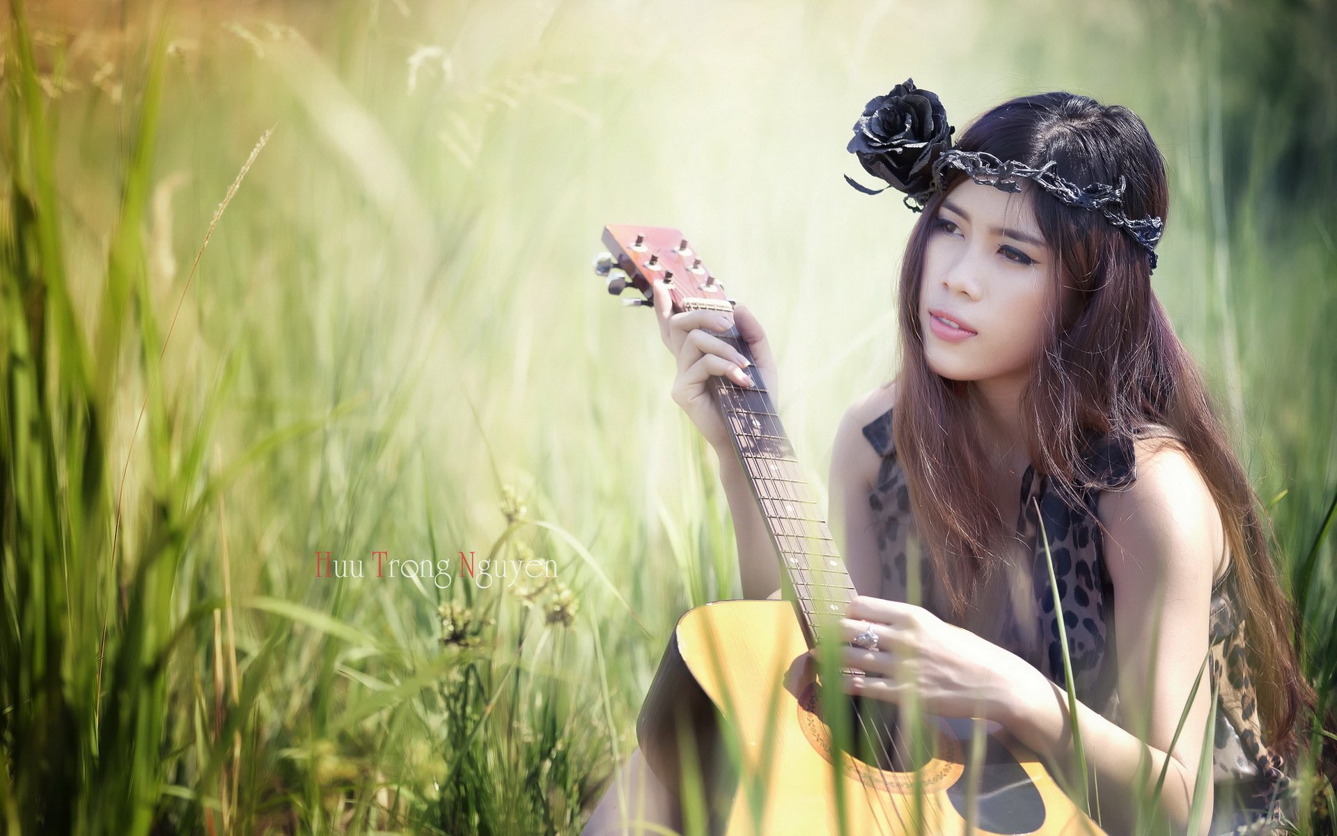 fille asiatique guitare musique