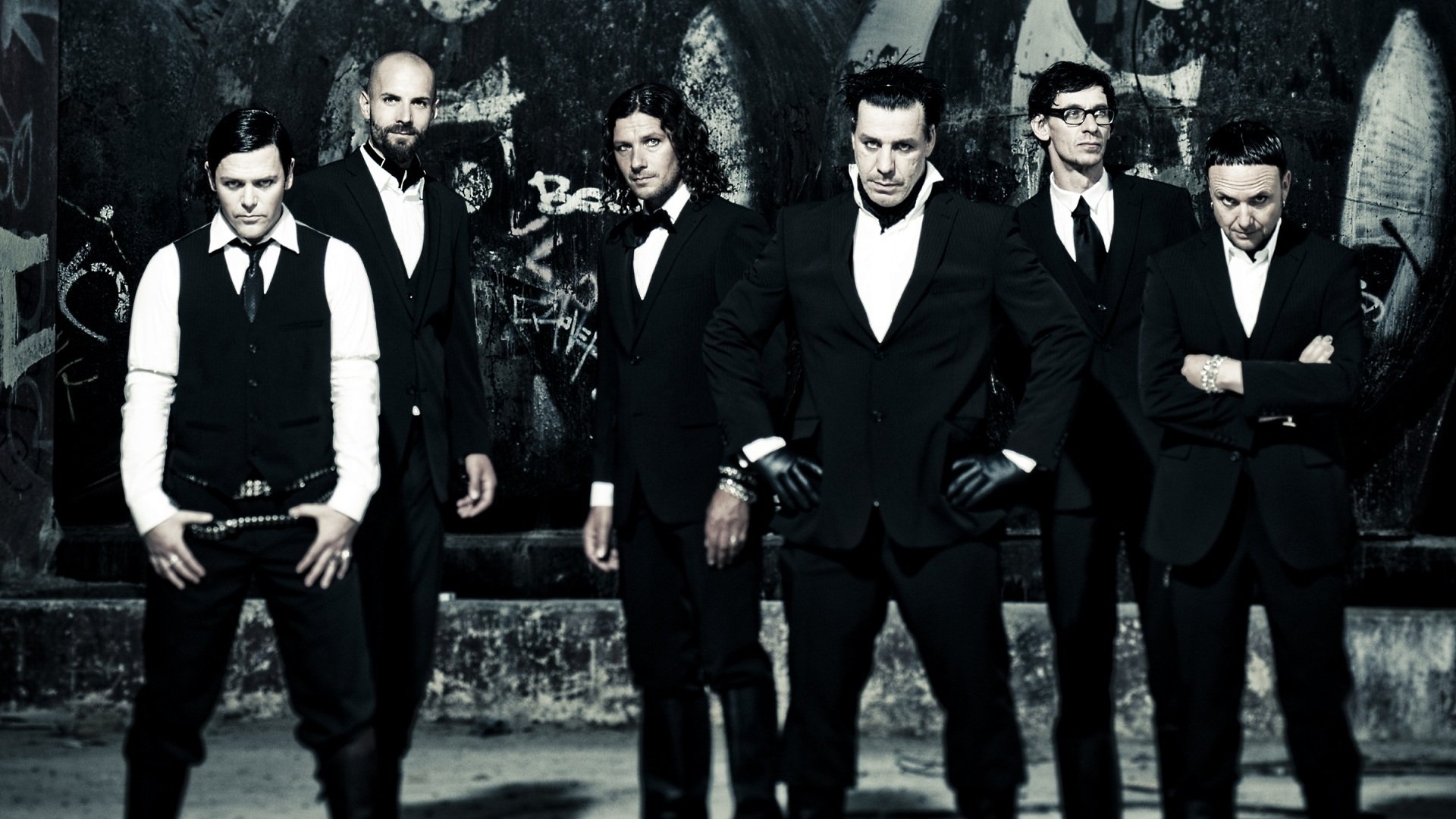 rammstein germans music ramstein metal till lindemann richard kruspe paul landers Oliver riedel christoph schneider christian lorenz christian lorenz plates richard crewe