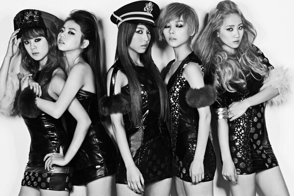 Девушки из корейской кей поп группы