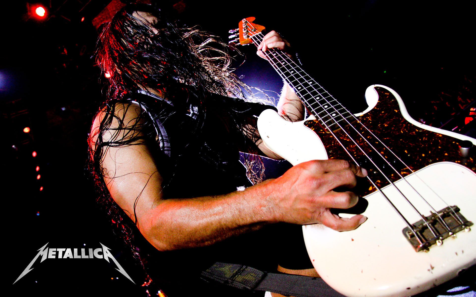 metallica basso chitarra bassista robert trujillo roberto