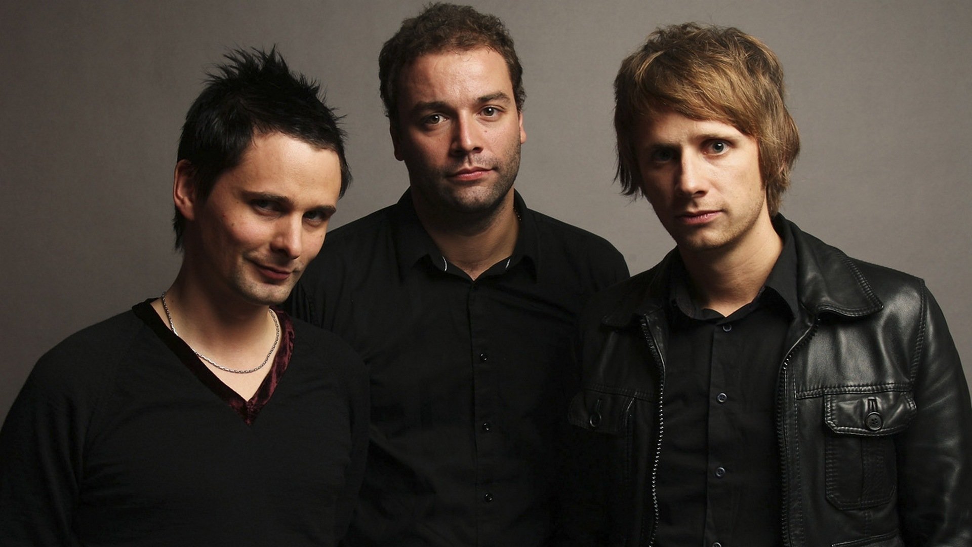 muse matthew bellamy christopher wolstenholme dominic howard music