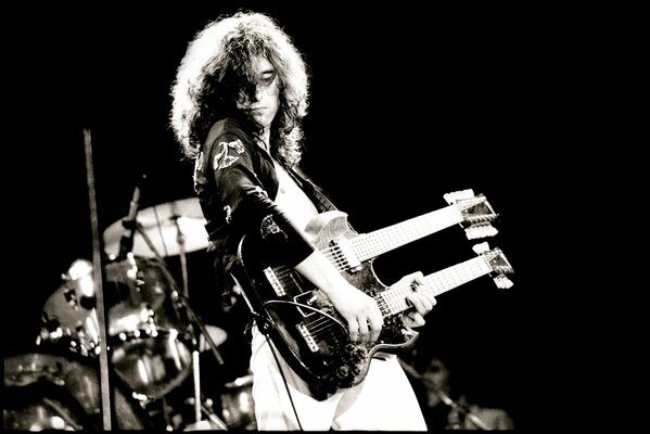 Jimmy Page dei led zeppelin suona il rock