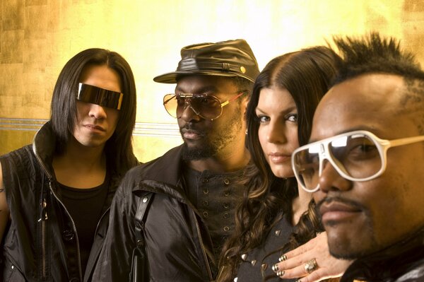 Американская хип-хоп группа the black eyed peas