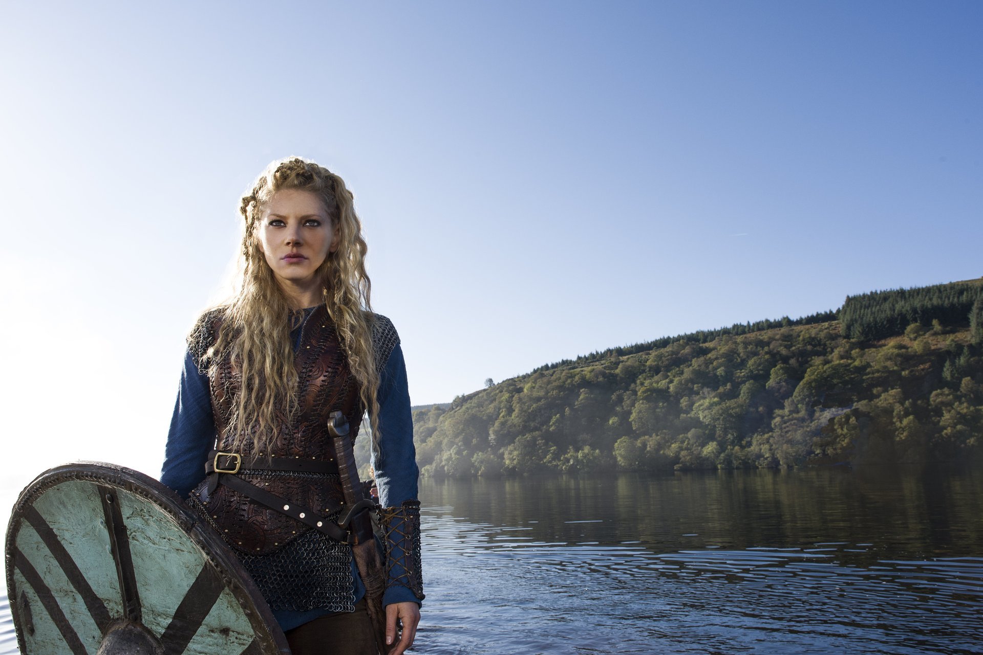 vikings tv series katheryn winnick sword shield