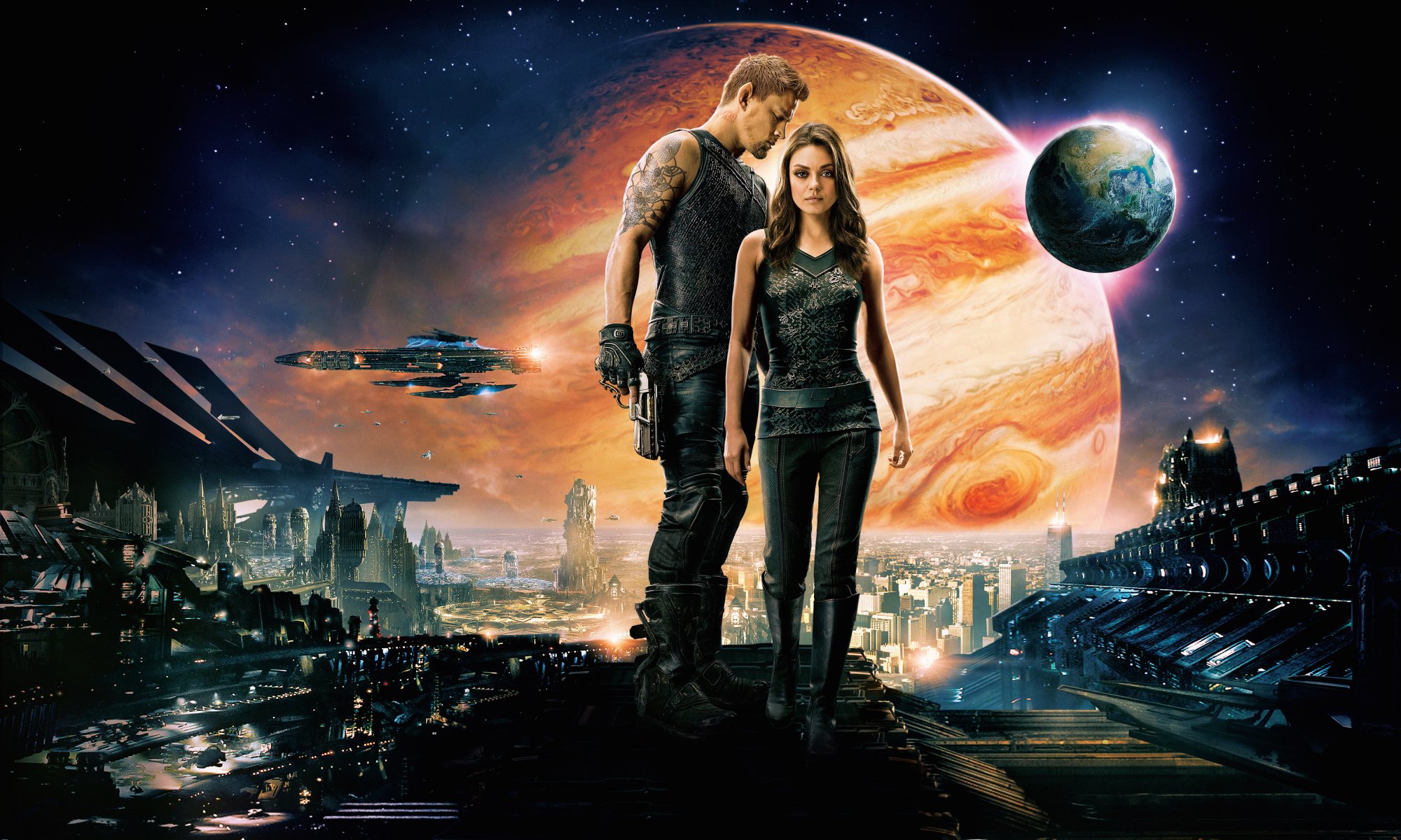 sonnenaufgang von jupiter film film 2015 channing tatum kane mila kunis jupiter jones village roadshow pictures warner brothers pictures action abenteuer sci-fi fantasy galaxie junge figther tattoo mädchen königin prinzessin rüstung oh