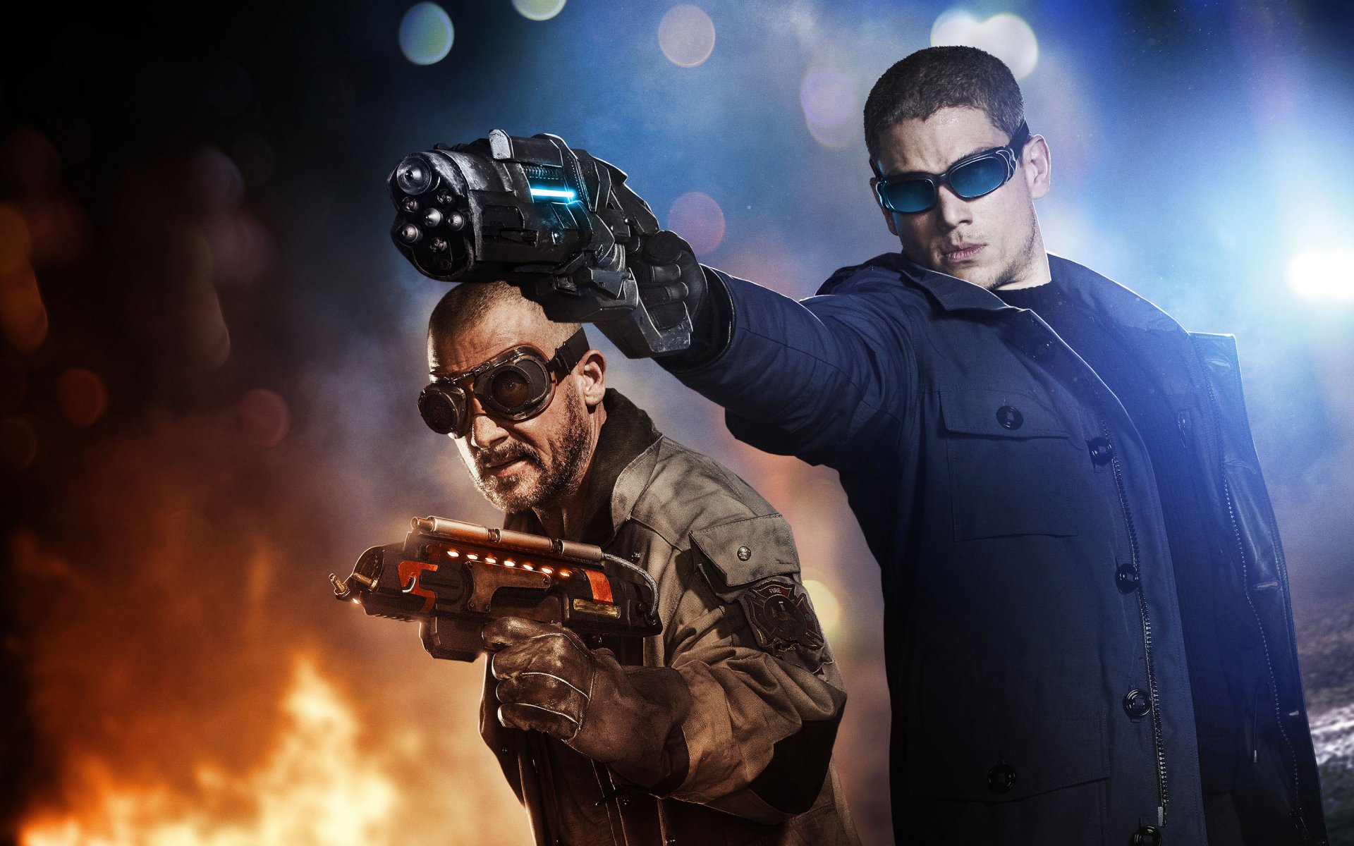 flash season 1 season 2 TV series 2015 revenge of the villains fire and ice fire and ice wentworth Miller captain cold dominic purcell Mick Rory warner Bros. pictures dc comics cwtv cw television network action adventure drama fantasy sci-fi