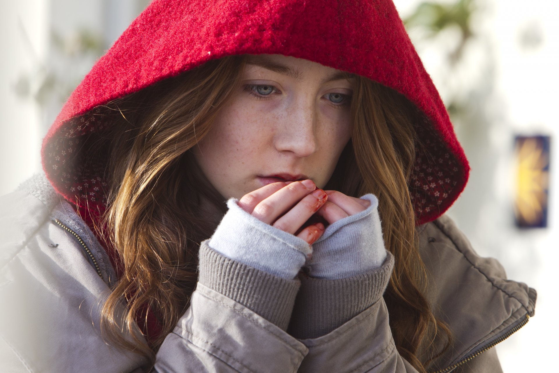 bisanzio saoirse ronan rosso cappuccio sangue vampiro