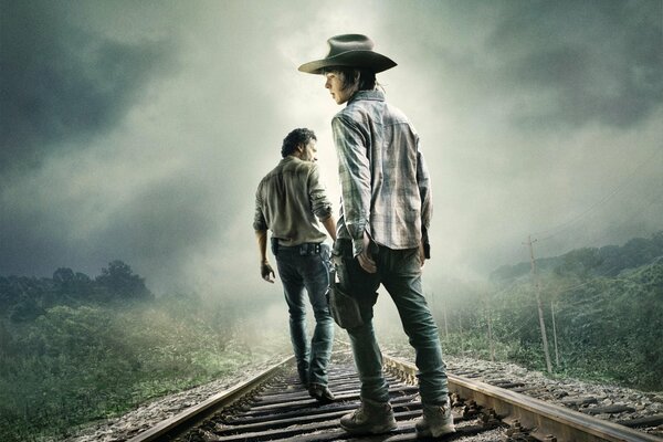 Les gars de la série The Walking Dead sur le chemin de fer