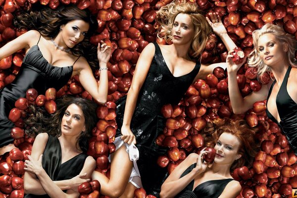 Desperate housewives and apples of discord