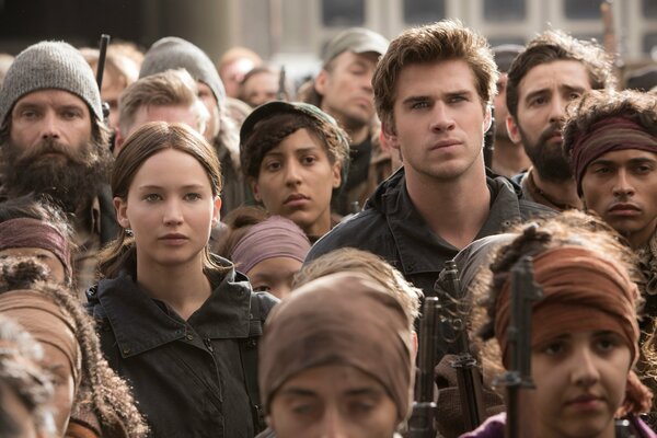 Jennifer Lawrence & Liam Hemsworth in Hunger Games parte 2