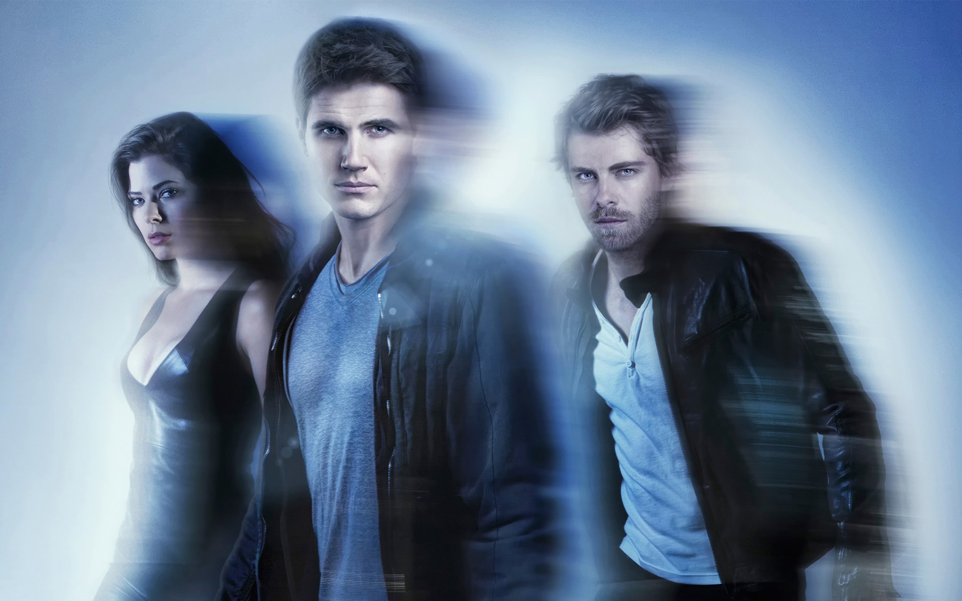 ludzie przyszłości serial peyton list robbie amell luke mitchell