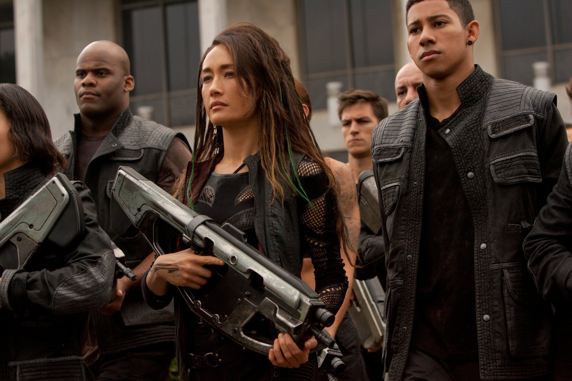 film akcji rozbieżny rozdział 2: insurgent maggie q