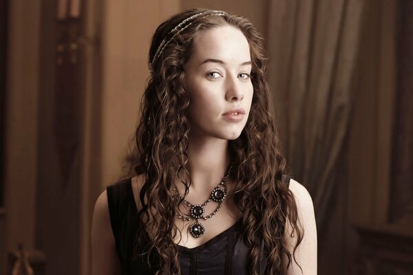 The mysterious girl Anna popplewell