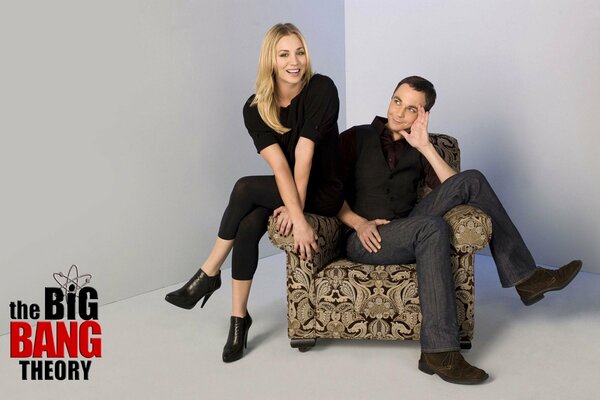 The actors of the sitcom the big bang theory on the chair