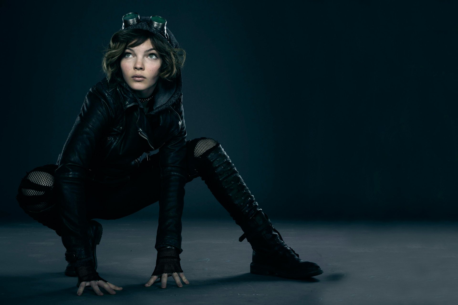 gotham 2014 gut böse anfang bikondova selina kyle