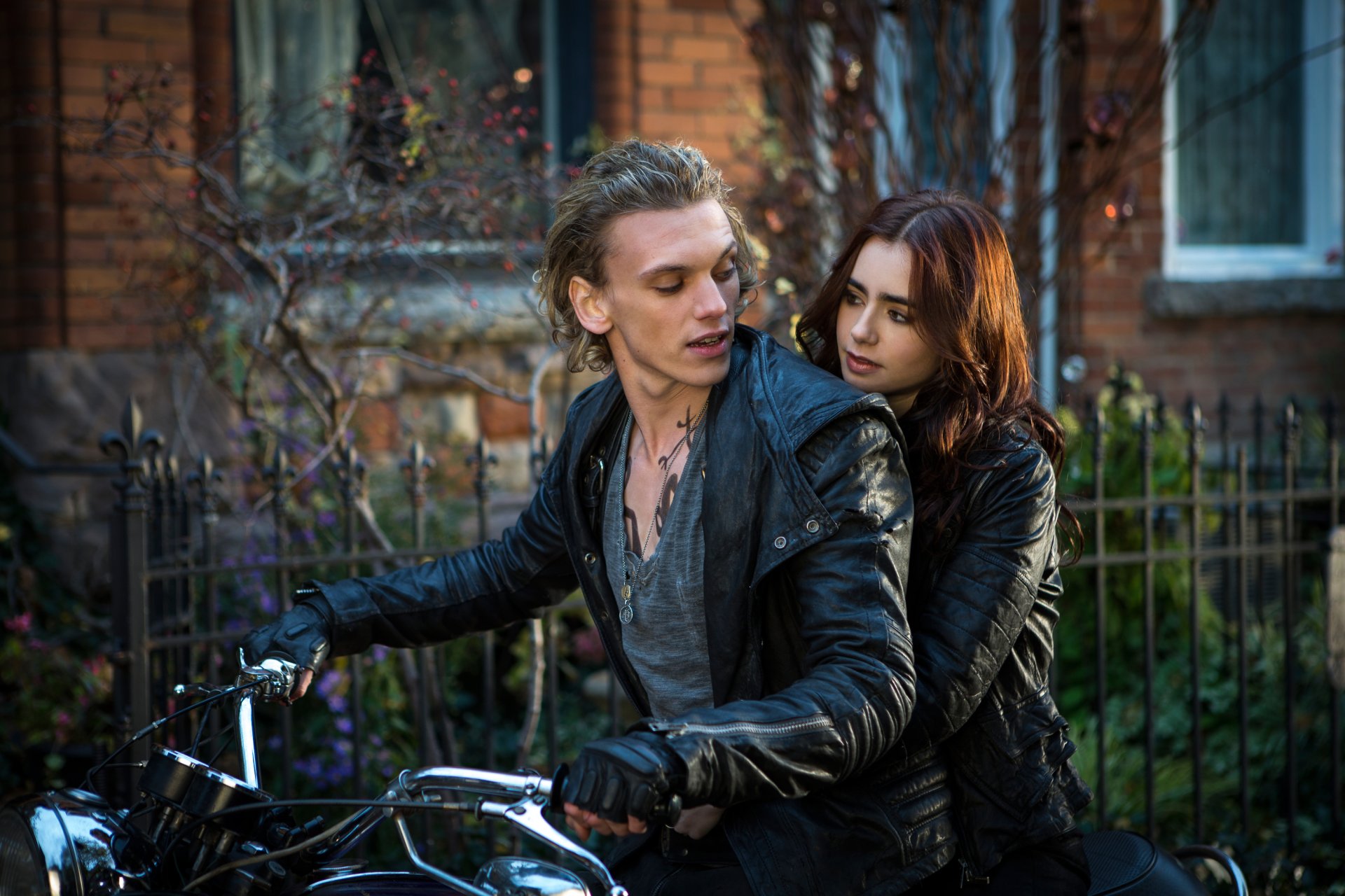 the mortal instruments: city of bones the mortal instruments:city of bones lily collins jamie campbell bower