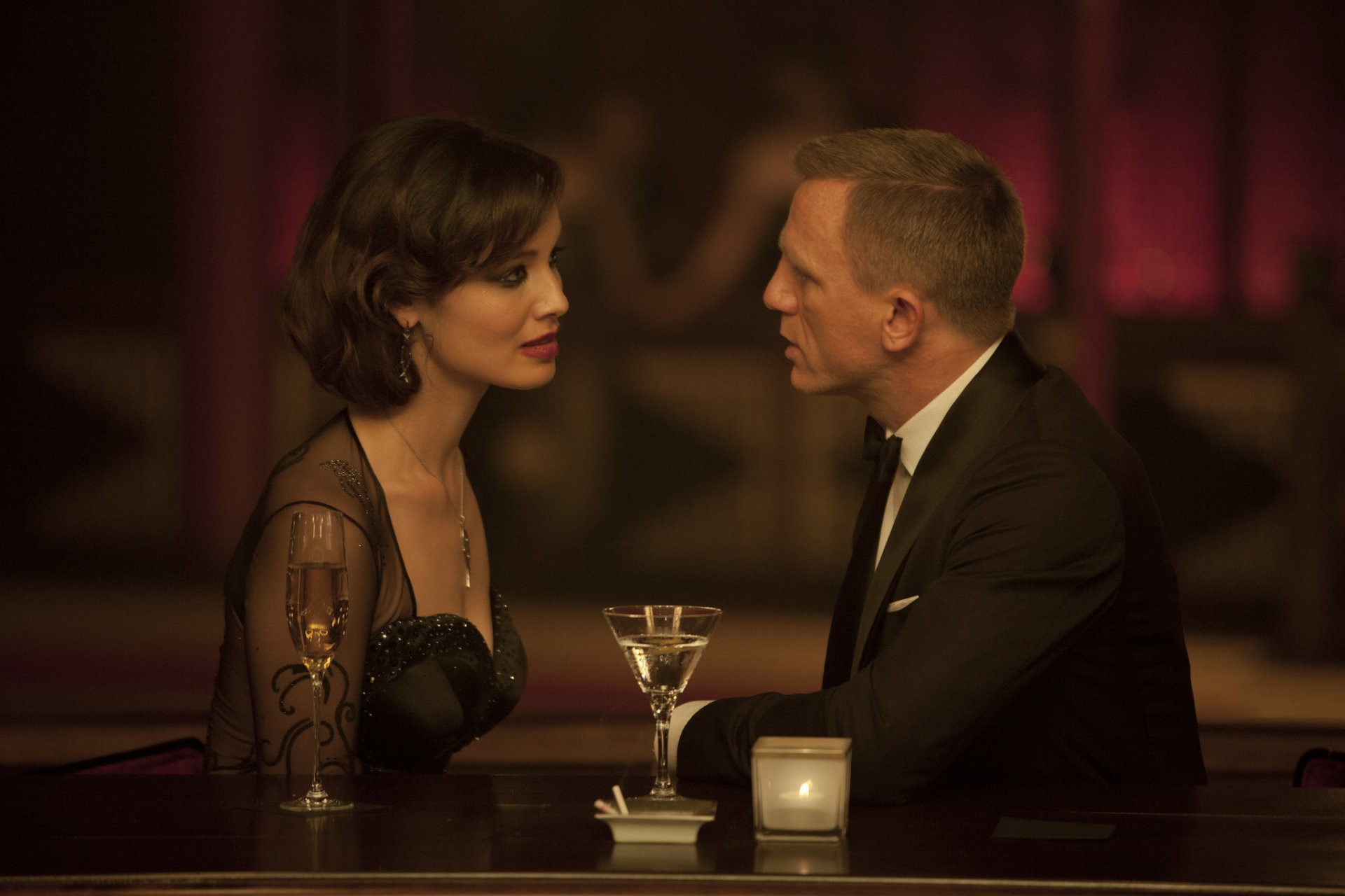 kyfall 007 coordenadas skyfall daniel craig daniel craig berenice marlo bar