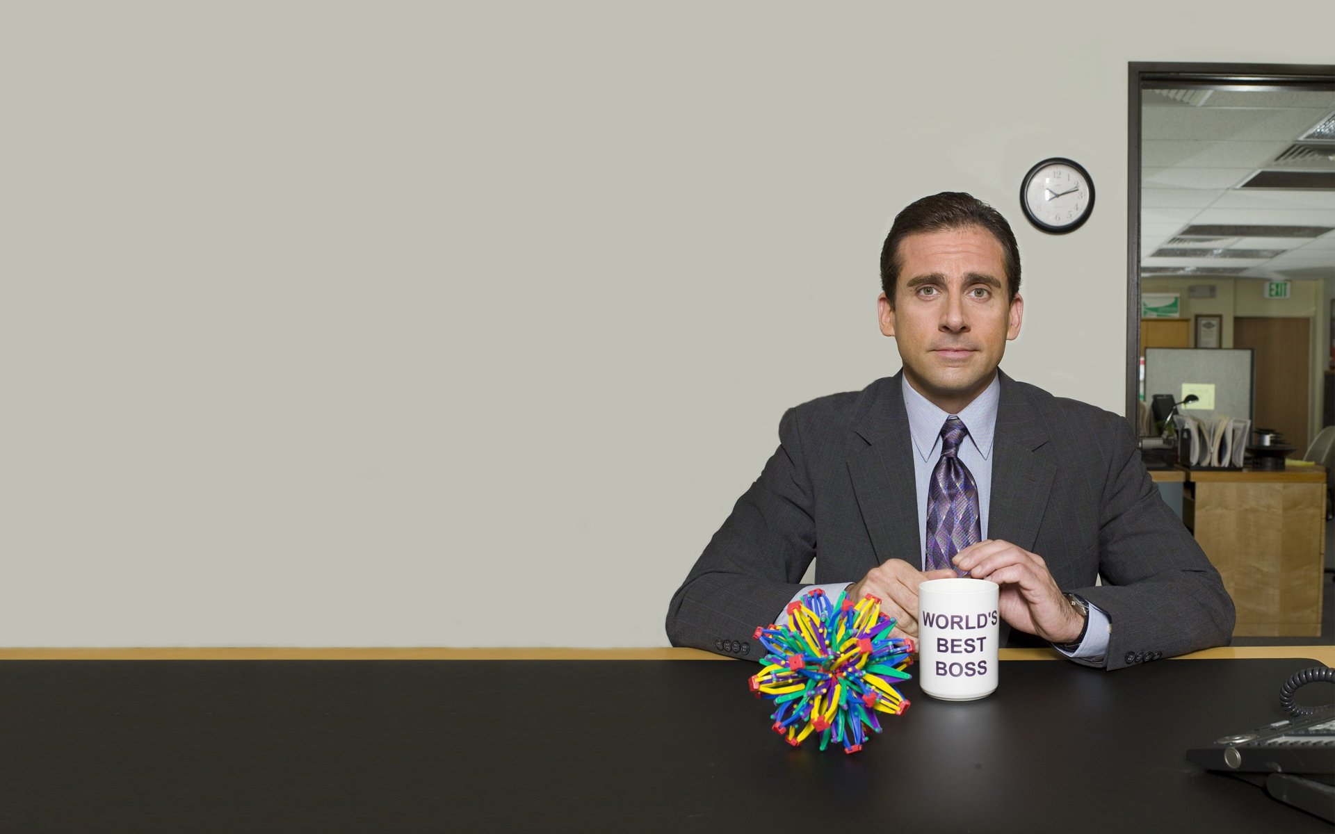 büro büro tv-serie steve carell chef becher tür uhr schreibtisch inschrift telefon