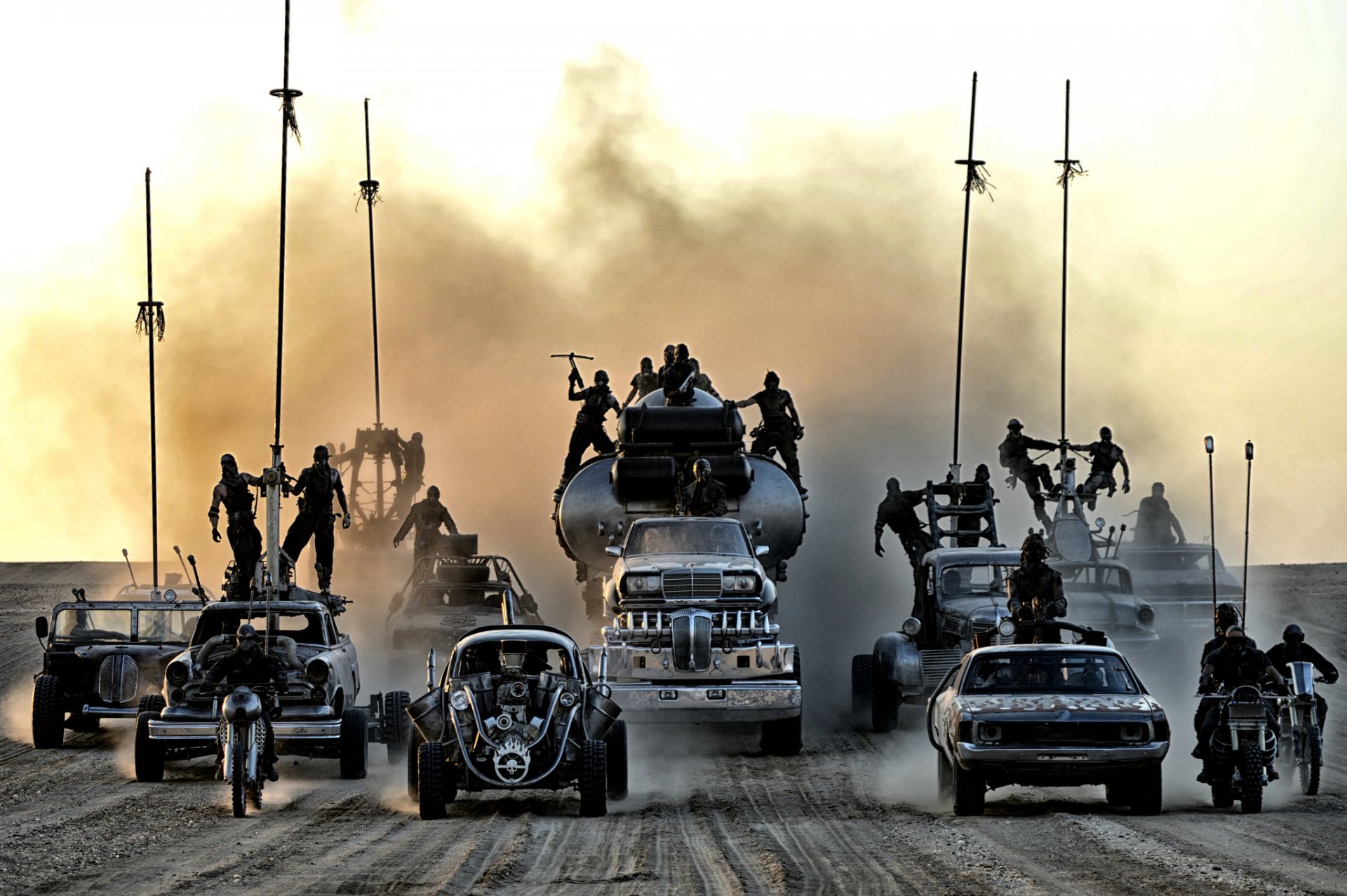 mad max fury road fury road post-apocalittico dieselpunk macchine guerrieri deserto polvere