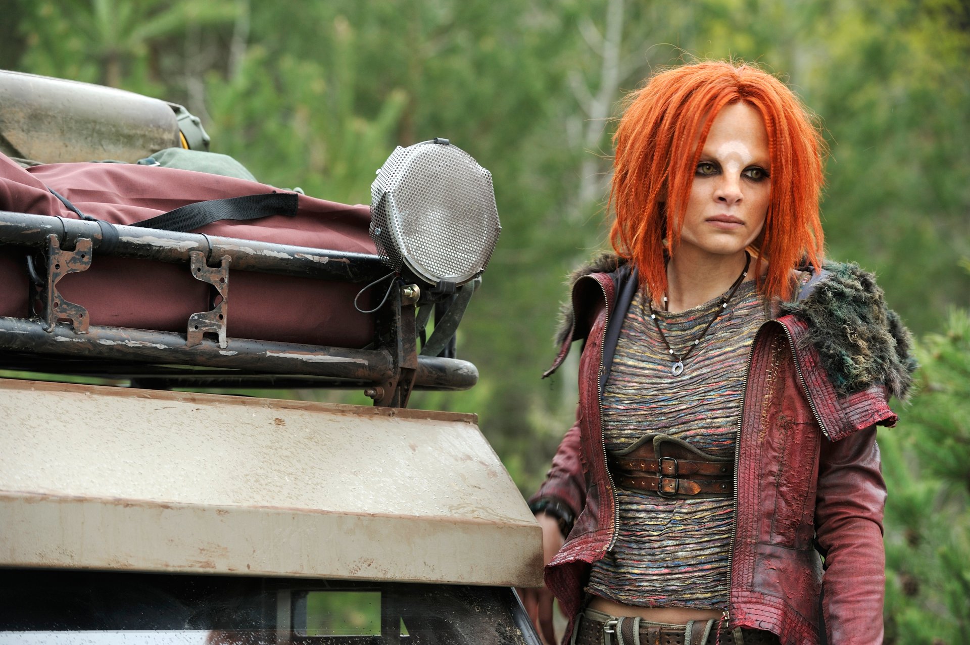 defiance herausforderung tv-serie stephanie leonidas irisa