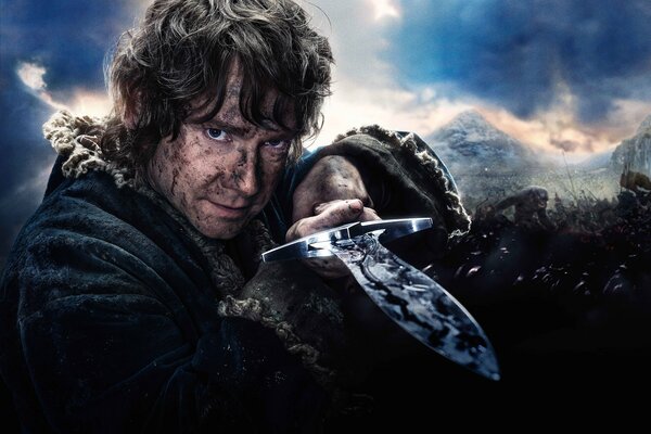 Le Hobbit De Peter Jackson. Bilbo avec une lame