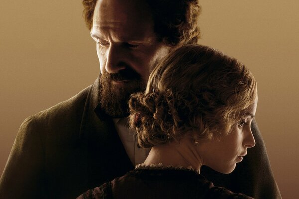 Ralph Fiennes and Felicity Jones in The Invisible Woman