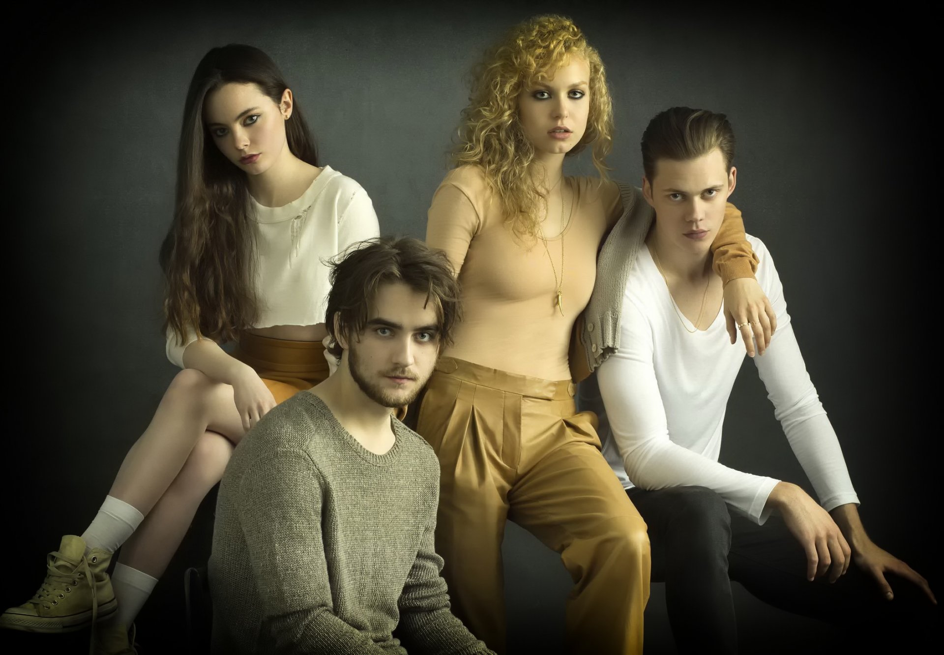 hemlock grove bill skarsgård landon libuaron penelope mitchell freya tingley serial