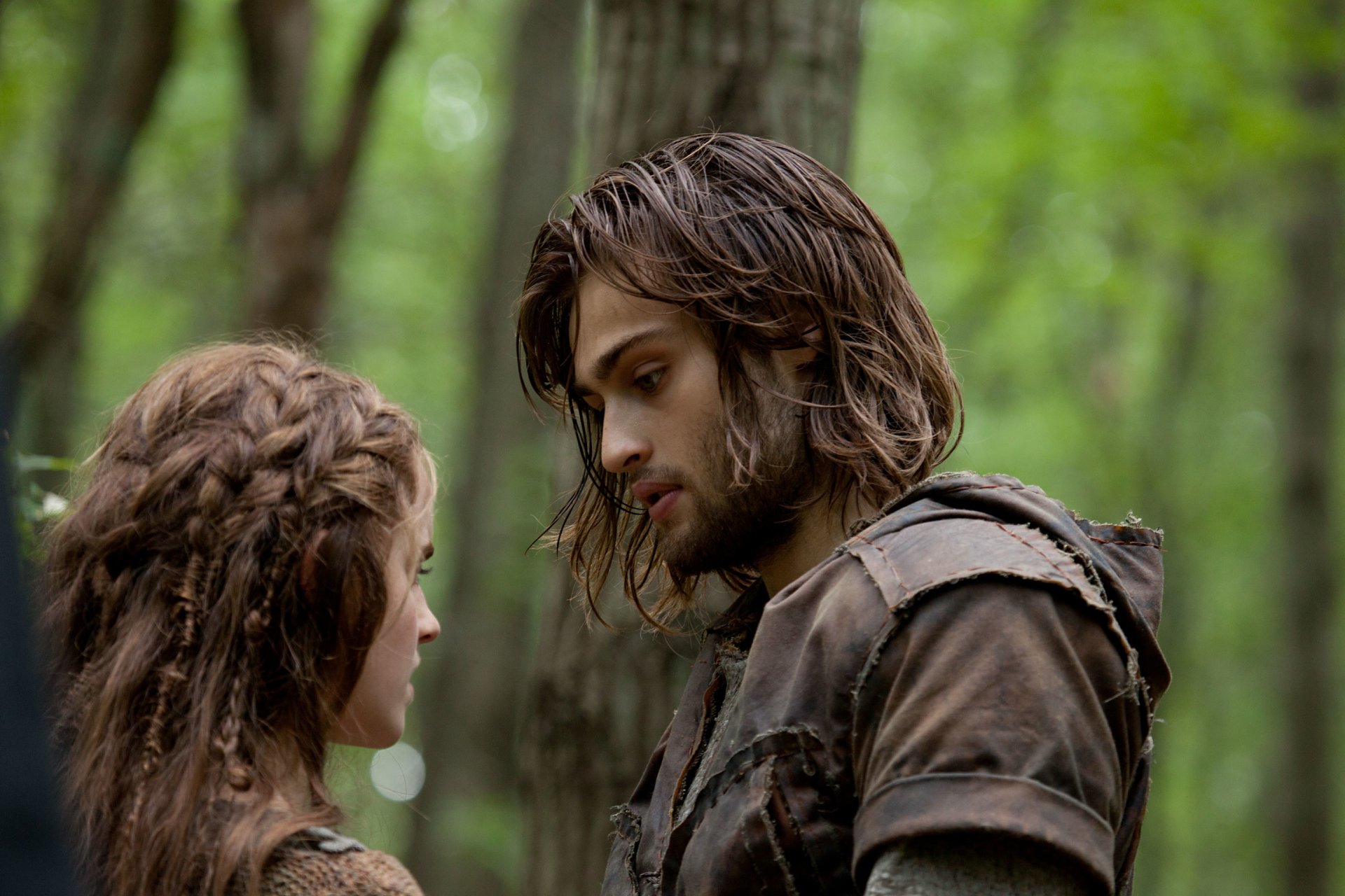 Emma Watson Ila Douglas Booth Sim Noah