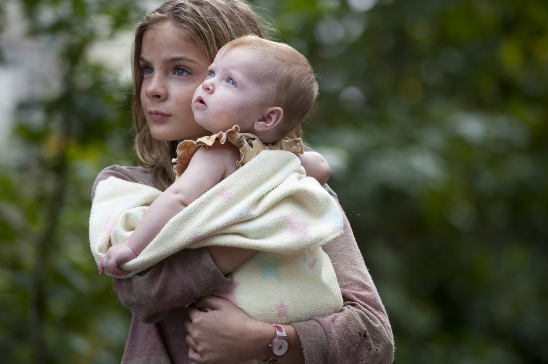 brighton sharbino lizzie the walking dead bambini serie tv