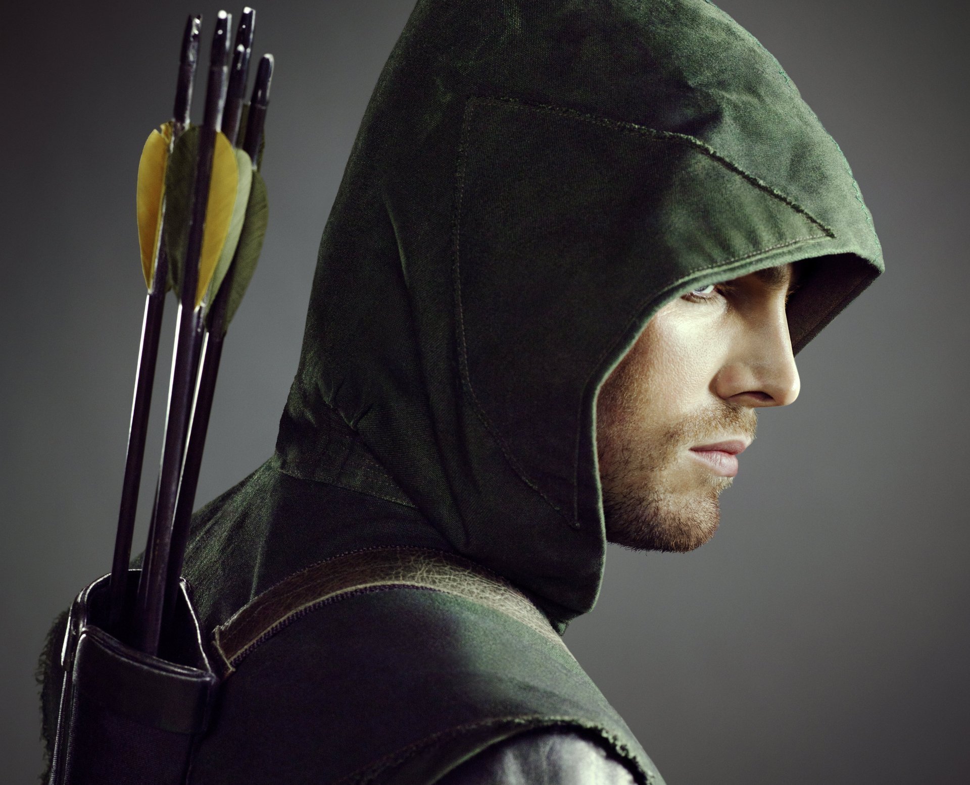 flecha flecha serie de televisión oliver queen actor amell stephen amell hombre perfil cara capucha flechas