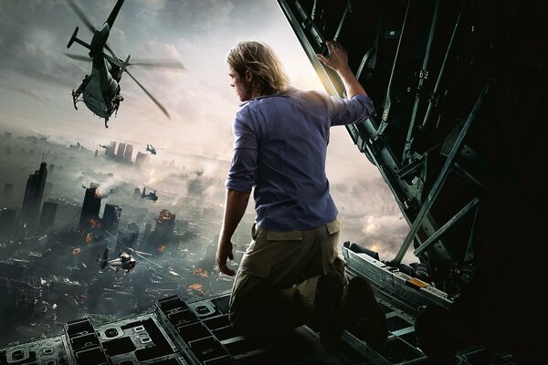 The film War of the Worlds z, actor Brad Pitt over the ruins of the city